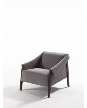 Porada Ara Armchair