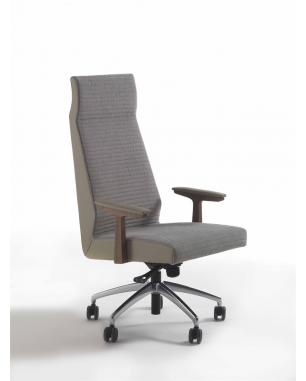 Porada Elis Armchair