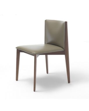 Porada Ionis Chair