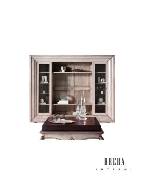 Showcase Busatto PL823 "Plesire"