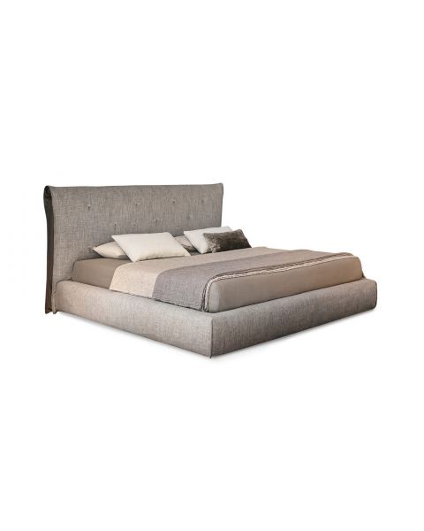 Bonaldo Saddle Bed