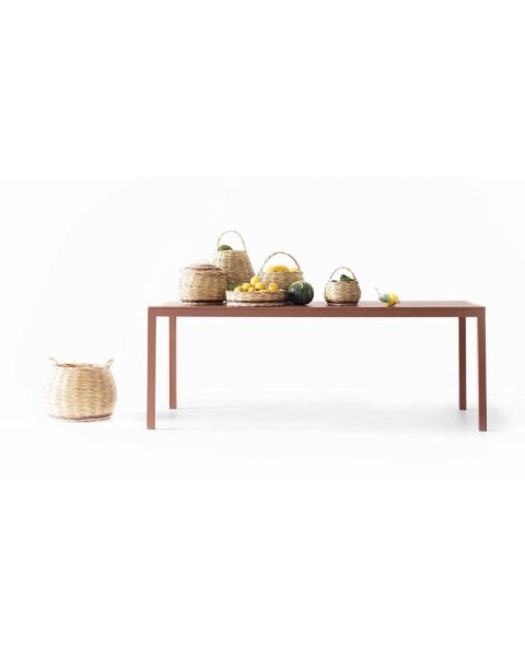 Lema Sosia Table