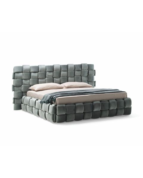 Mogg Flirt Bed