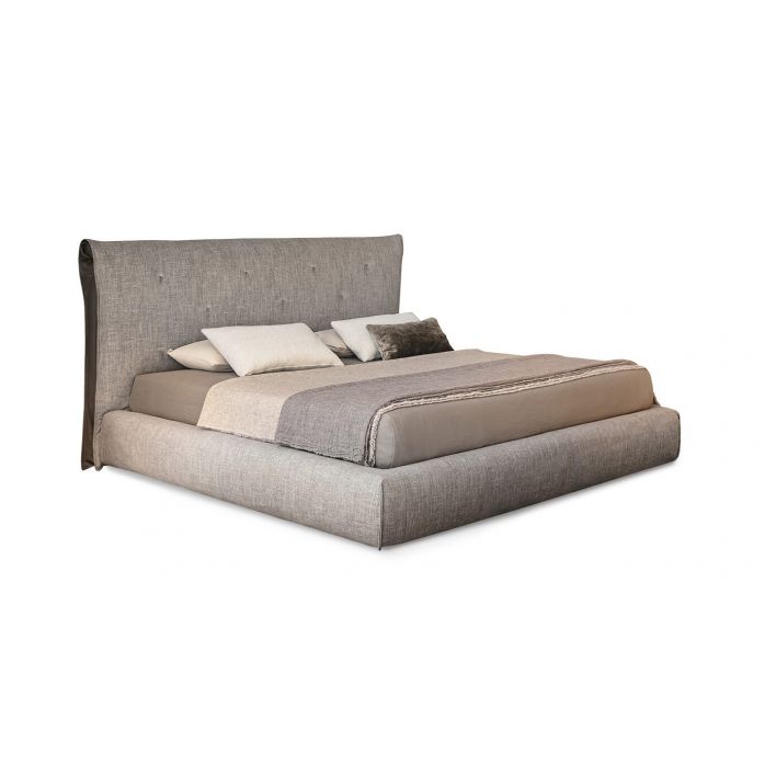 Bonaldo Saddle Bed