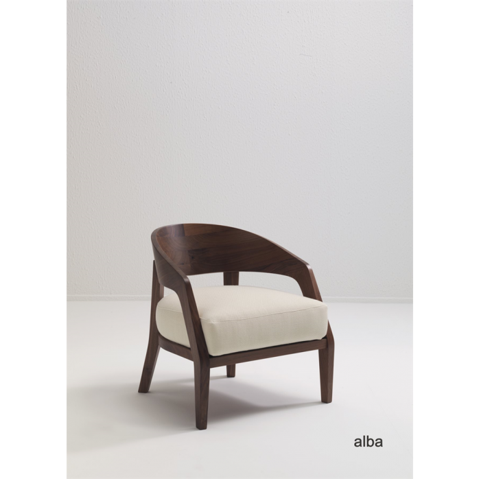 Porada Alba Armchair