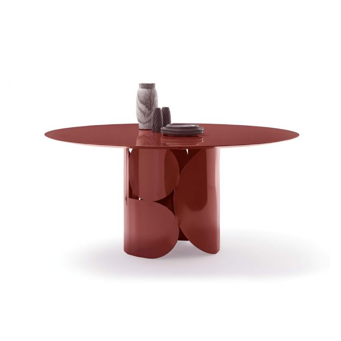 Mogg Shape Table