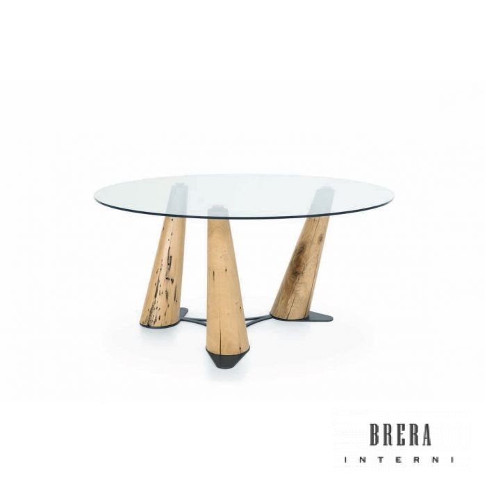 Si sedette al Laguna Table