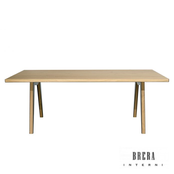 Colico Skin Table