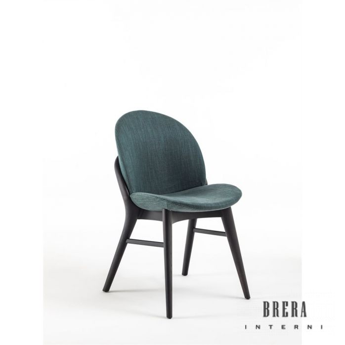 Porada Lip Chair