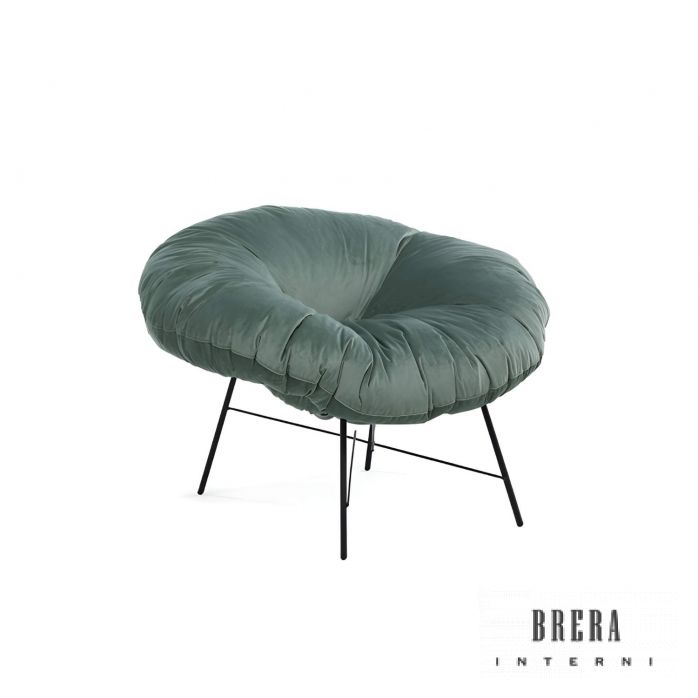 Mogg Closer Armchair 