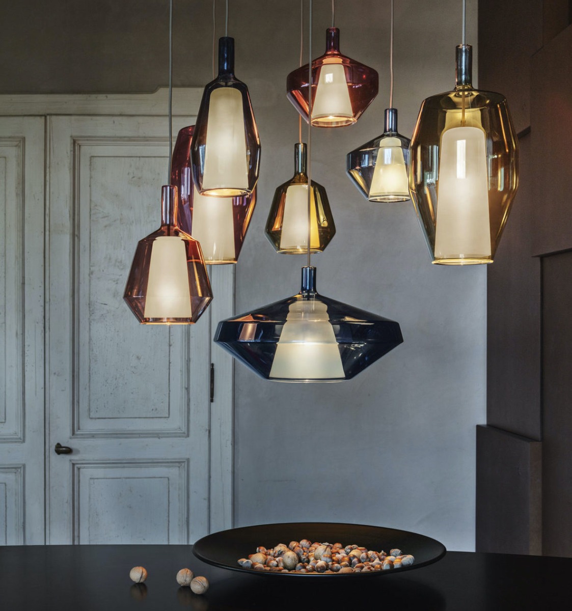 For A Minimalist Or Modern Enviroment Mom Ceiling Lamp It's The Right Way To Create It